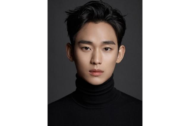 김수현 둘러싼 진실 공방, 대체 무슨 일이? (김새론 열애설부터 팬들 법적 대응까지)